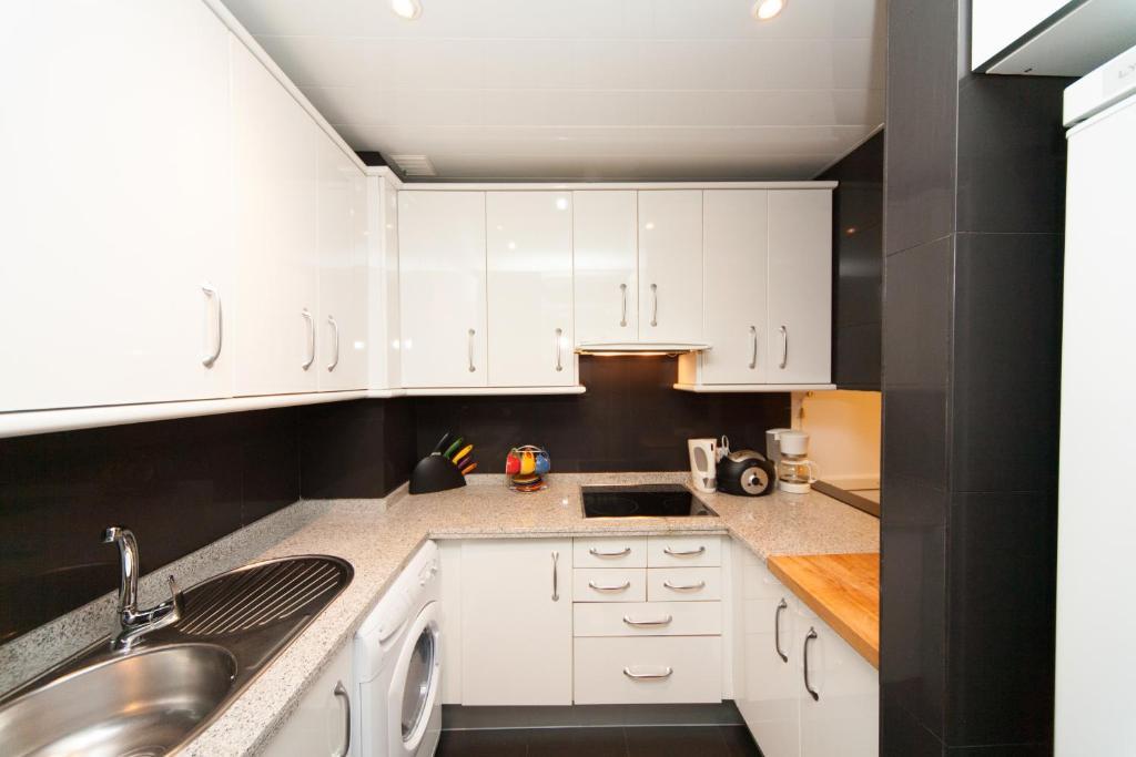La Casa Del Conde De Gelves Apartments Севиля Стая снимка
